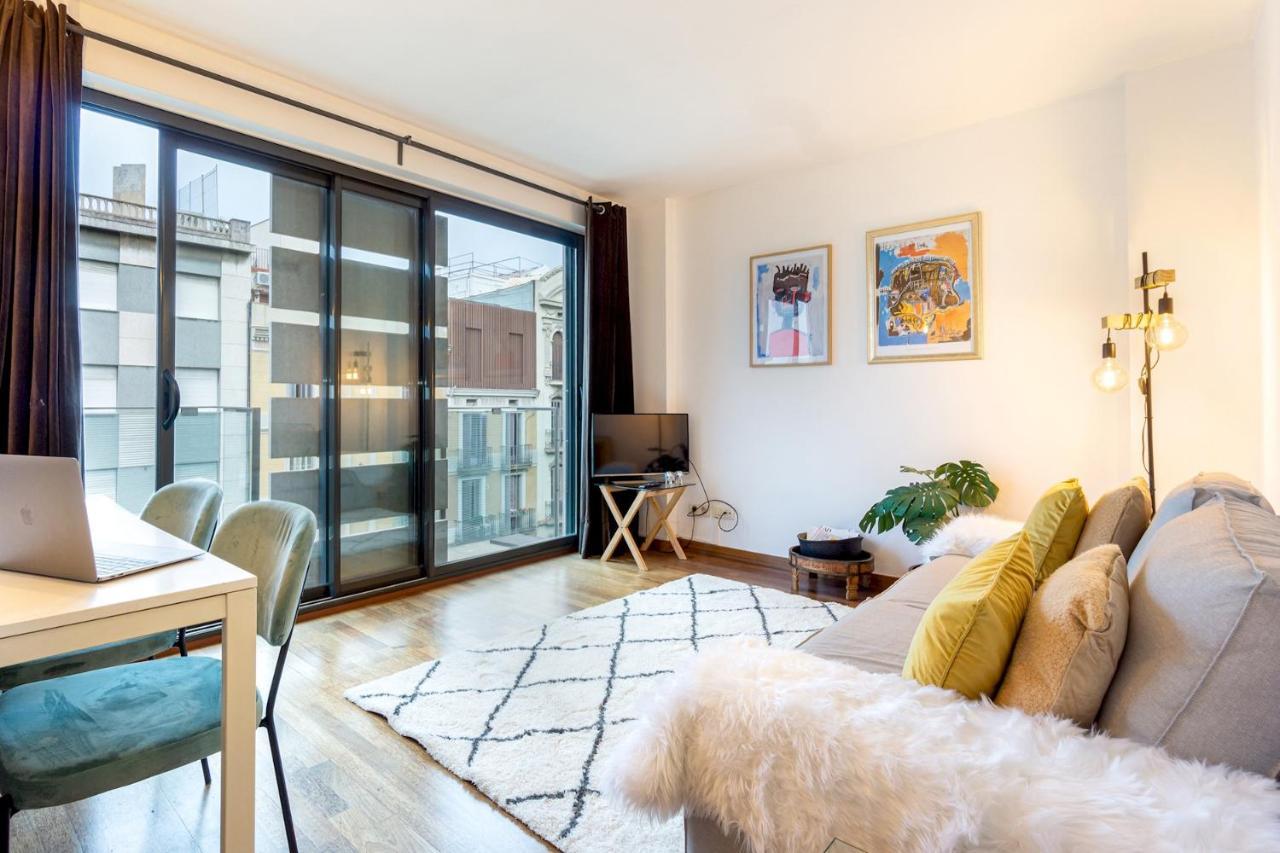 Enjoy Apartments Maria II Barcelona Bagian luar foto